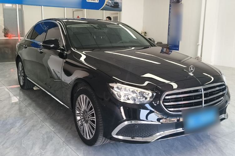 Used Mercedes-Benz E-Class 2023 Updated E 300 L Fashion Edition Front Right 45 Deg