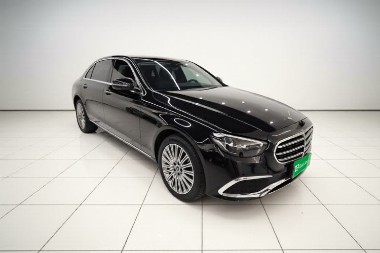 Used Mercedes-Benz E-Class 2023 Updated E 300 L Fashion Edition Front Right 45 Deg