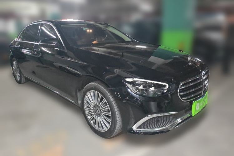 Used Mercedes-Benz E-Class 2023 Updated E 300 L Fashion Edition Front Right 45 Deg