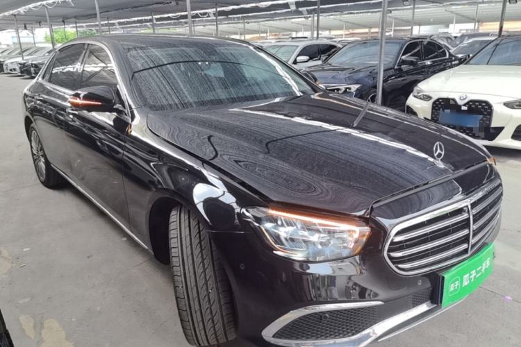 Used Mercedes-Benz E-Class 2023 Updated E 300 L Fashion Edition Front Right 45 Deg