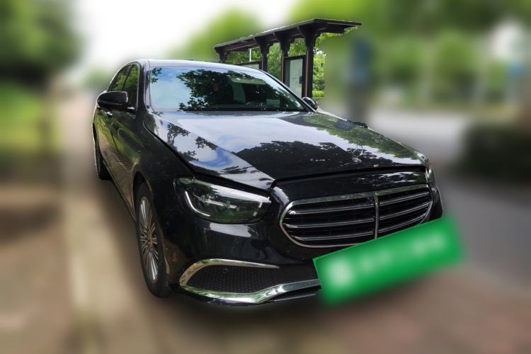 Used Mercedes-Benz E-Class 2023 Updated E 300 L Luxury Edition Front Right 45 Deg