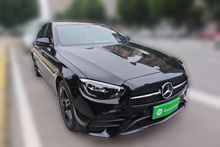 Used Mercedes-Benz E-Class 2023 Restyled E 260 Fashion Sport Edition Front Right 45 Deg