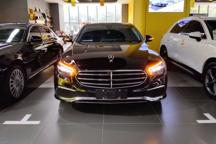 Used Mercedes-Benz E-Class 2023 Updated E 300 L Fashion Edition Front