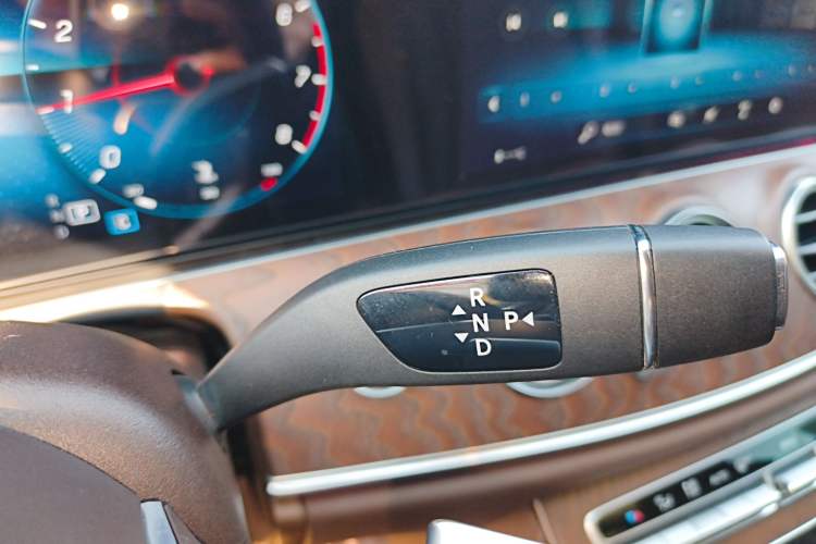 Used Mercedes-Benz E-Class 2023 E 300 L Luxury Model Gear Lever