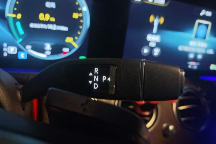 Used Mercedes-Benz E-Class 2023 E 300 L Luxury Model Gear Lever