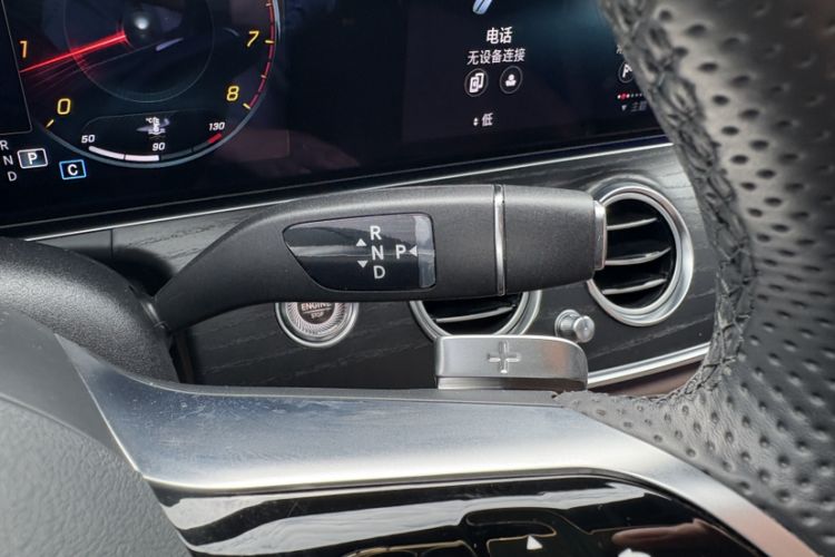 Used Mercedes-Benz E-Class 2023 Restyled E 300 L Sporty and Stylish Edition Gear Lever