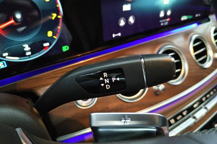 Used Mercedes-Benz E-Class 2023 E 300 L Luxury Model Gear Lever