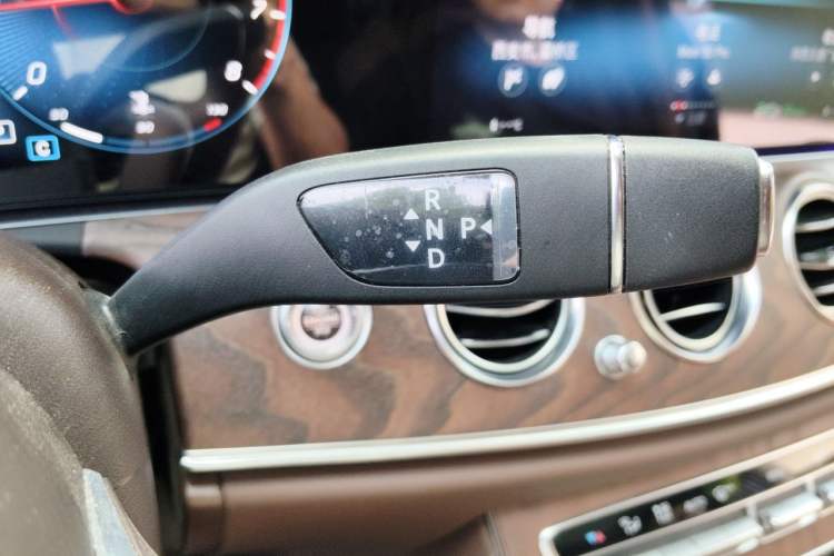 Used Mercedes-Benz E-Class 2023 E 300 L Stylish Model Gear Lever