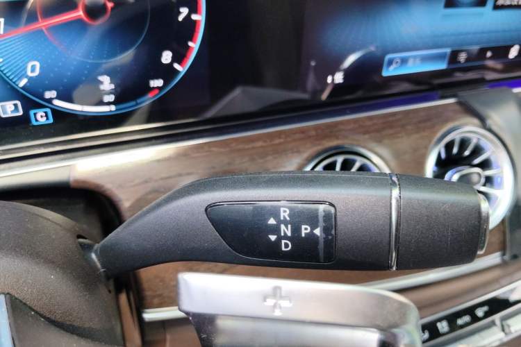 Used Mercedes-Benz E-Class 2023 E 300 L Stylish Model Gear Lever