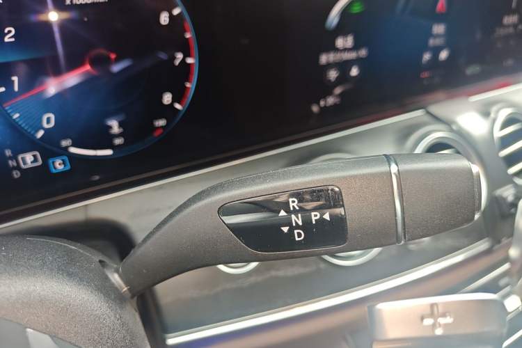 Used Mercedes-Benz E-Class 2023 E 300 L Sporty and Stylish Model Gear Lever