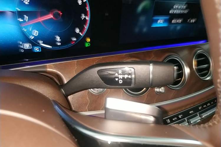 Used Mercedes-Benz E-Class 2023 E 300 L Luxury Model Gear Lever