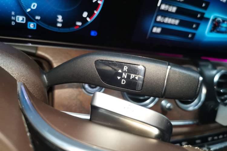 Used Mercedes-Benz E-Class 2023 E 300 L Luxury Model Gear Lever