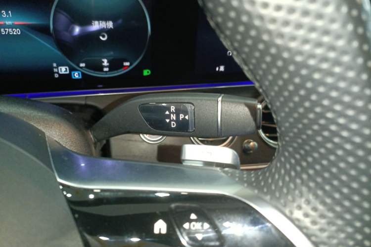 Used Mercedes-Benz E-Class 2023 Restyled E 300 L Sporty and Stylish Edition Gear Lever