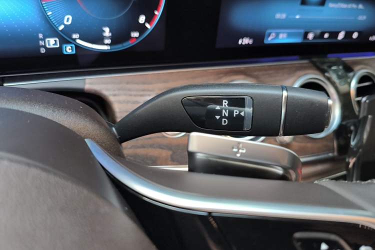 Used Mercedes-Benz E-Class 2023 E 300 L Luxury Model Gear Lever
