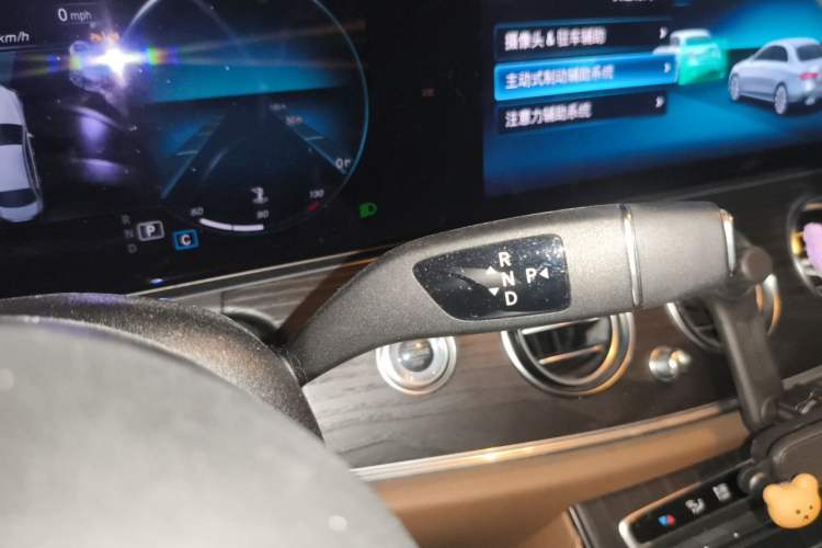 Used Mercedes-Benz E-Class 2023 E 260 L Sport Edition Gear Lever