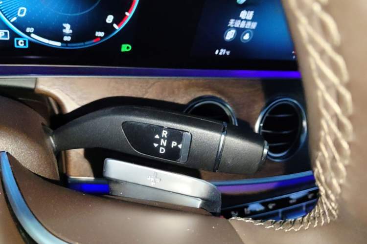 Used Mercedes-Benz E-Class 2023 Facelift E 260 L Gear Lever