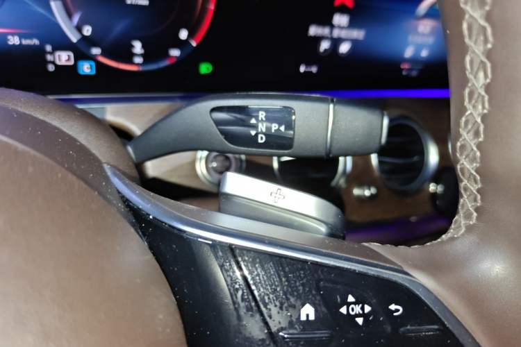 Used Mercedes-Benz E-Class 2023 Facelift E 260 L Gear Lever