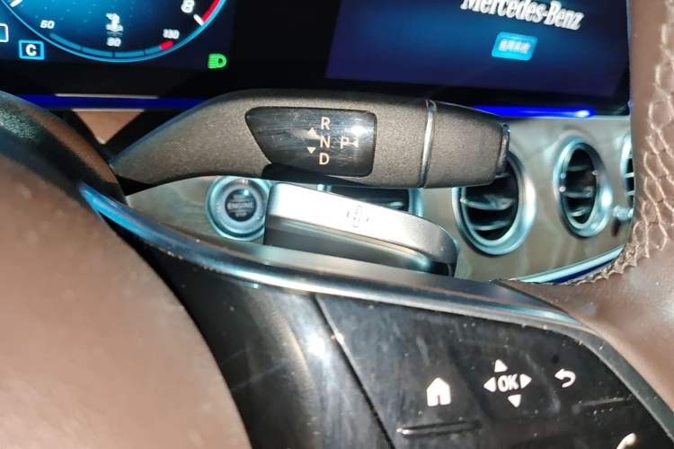 Used Mercedes-Benz E-Class 2023 E 260 L Gear Lever