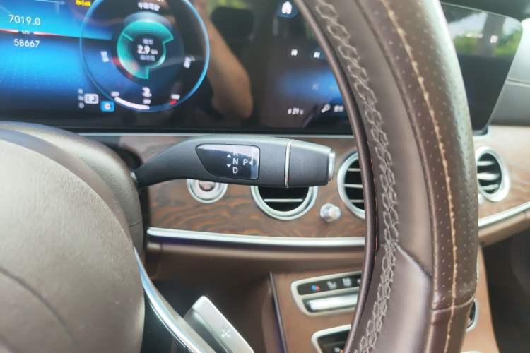 Used Mercedes-Benz E-Class 2023 E 300 L Stylish Model Gear Lever