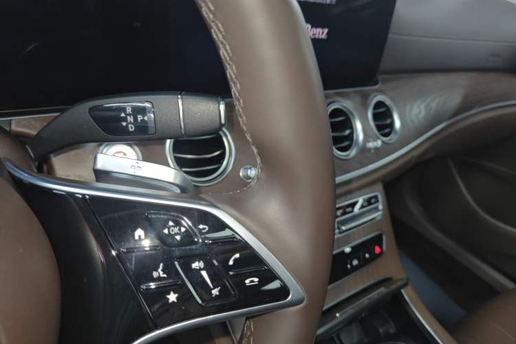 Used Mercedes-Benz E-Class 2023 E 300 L Luxury Model Gear Lever