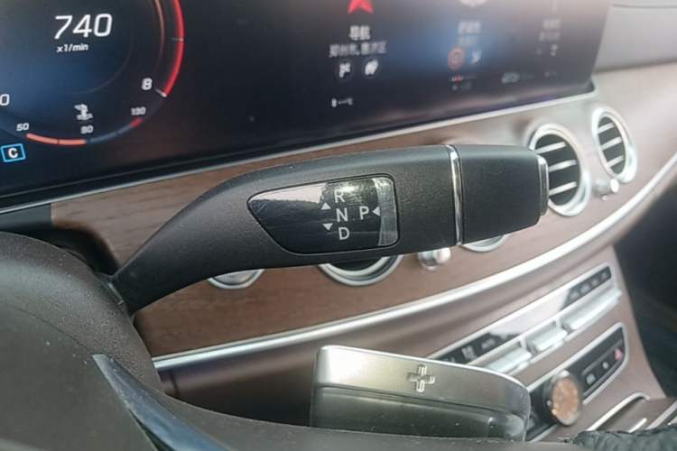 Used Mercedes-Benz E-Class 2023 E 300 L Stylish Model Gear Lever