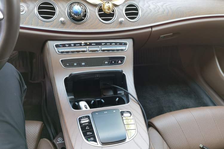 Used Mercedes-Benz E-Class 2023 E 260 L Gear Lever