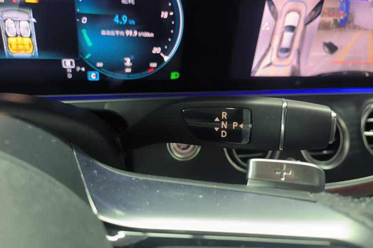 Used Mercedes-Benz E-Class 2023 E 300 L Sporty and Stylish Model Gear Lever