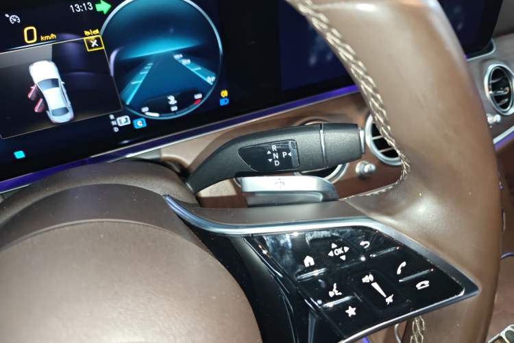 Used Mercedes-Benz E-Class 2023 E 300 L Luxury Model Gear Lever