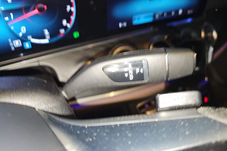 Used Mercedes-Benz E-Class 2023 E 300 L Sporty and Stylish Model Gear Lever