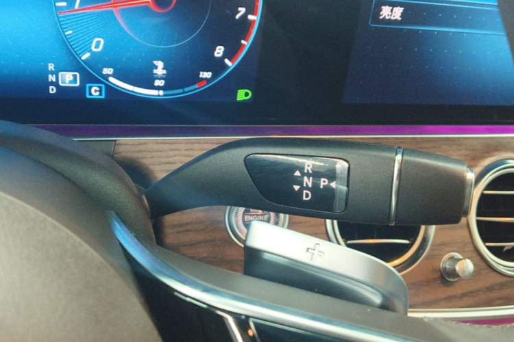 Used Mercedes-Benz E-Class 2023 E 300 L Stylish Model Gear Lever