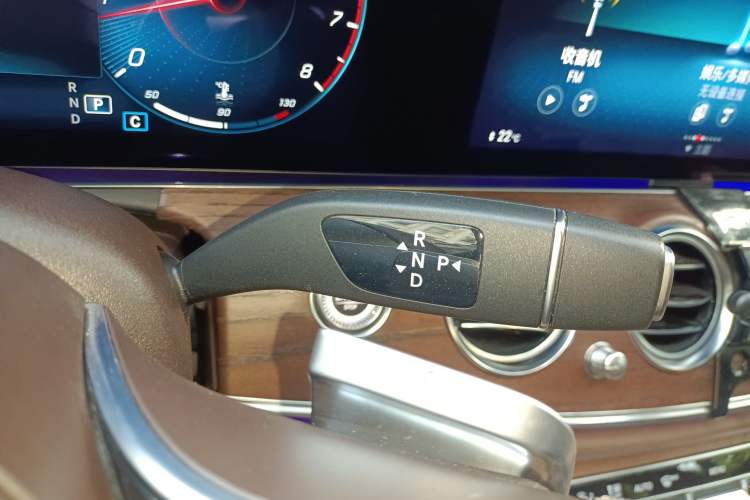 Used Mercedes-Benz E-Class 2023 Facelift E 260 L Gear Lever