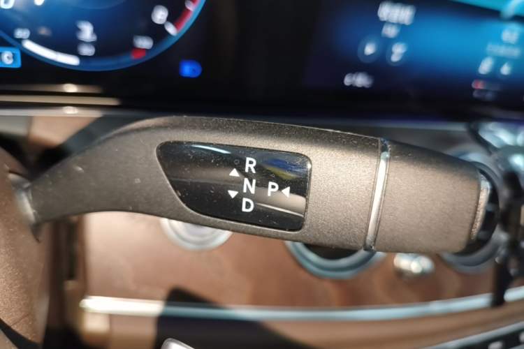 Used Mercedes-Benz E-Class 2023 E 300 L Luxury Model Gear Lever