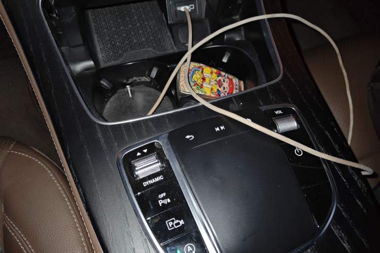 Used Mercedes-Benz E-Class 2023 E 300 L Stylish Model Gear Lever
