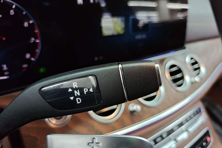 Used Mercedes-Benz E-Class 2023 E 300 L Stylish Model Gear Lever