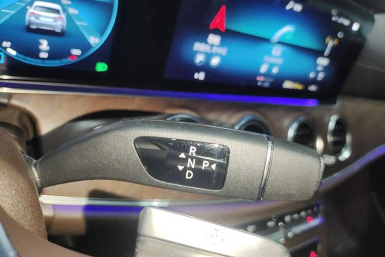 Used Mercedes-Benz E-Class 2023 E 300 L Luxury Model Gear Lever