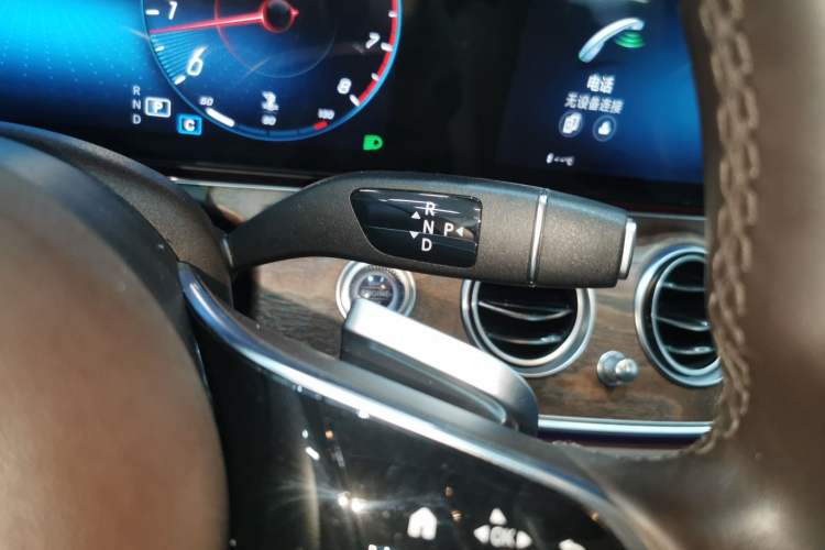 Used Mercedes-Benz E-Class 2023 E 300 L Luxury Model Gear Lever