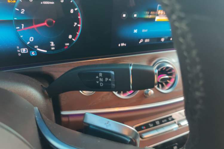 Used Mercedes-Benz E-Class 2023 E 300 L Stylish Model Gear Lever
