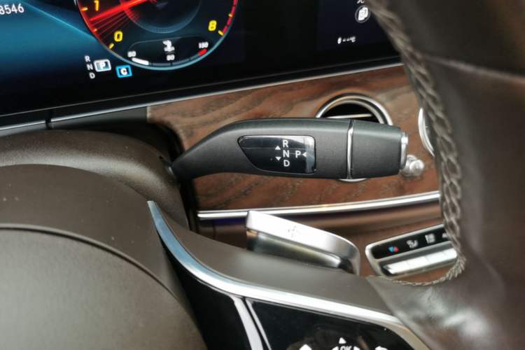 Used Mercedes-Benz E-Class 2023 E 300 L Luxury Model Gear Lever