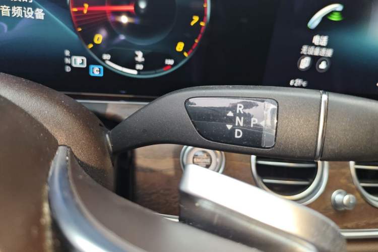 Used Mercedes-Benz E-Class 2023 E 260 L Gear Lever
