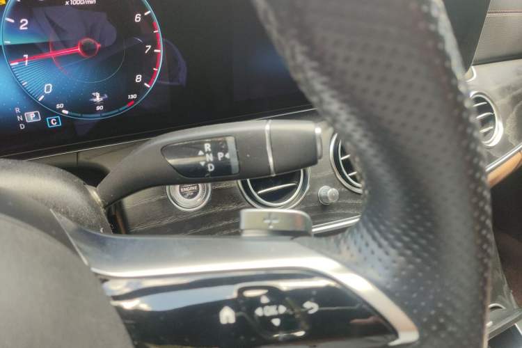Used Mercedes-Benz E-Class 2023 Restyled E 260 Fashion Sport Edition Gear Lever