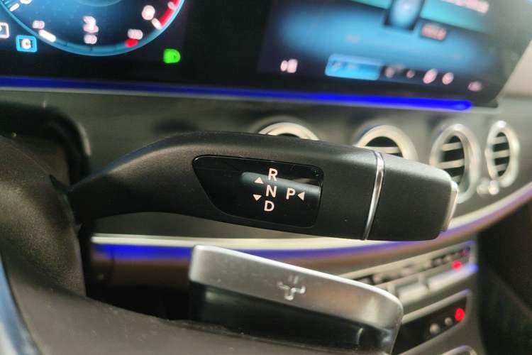 Used Mercedes-Benz E-Class 2023 E 300 L Luxury Model Gear Lever