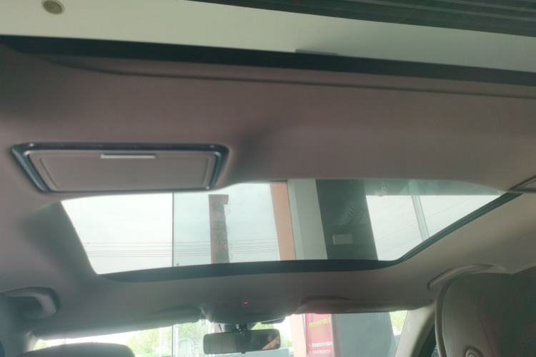 Used Mercedes-Benz E-Class 2023 E 260 L Headliner