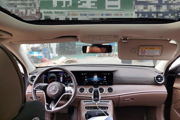 Used Mercedes-Benz E-Class 2023 Updated E 300 L Fashion Edition Headliner
