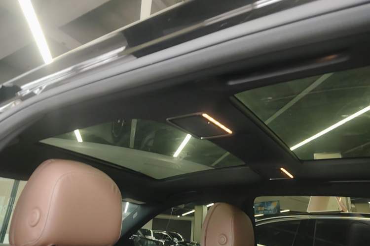 Used Mercedes-Benz E-Class 2023 E 260 L Sport Edition Headliner