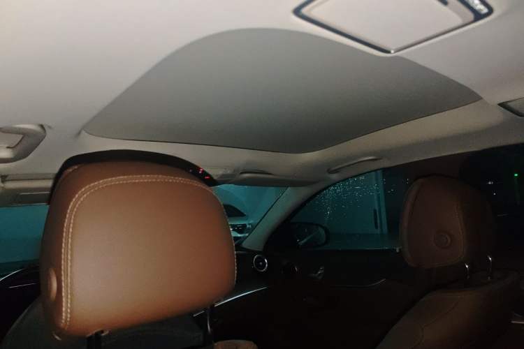 Used Mercedes-Benz E-Class 2023 E 260 L Headliner