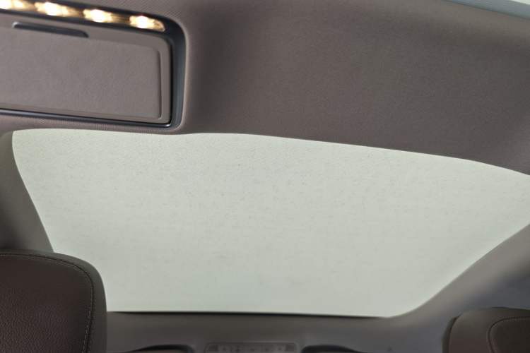 Used Mercedes-Benz E-Class 2023 Updated E 300 L Fashion Edition Headliner