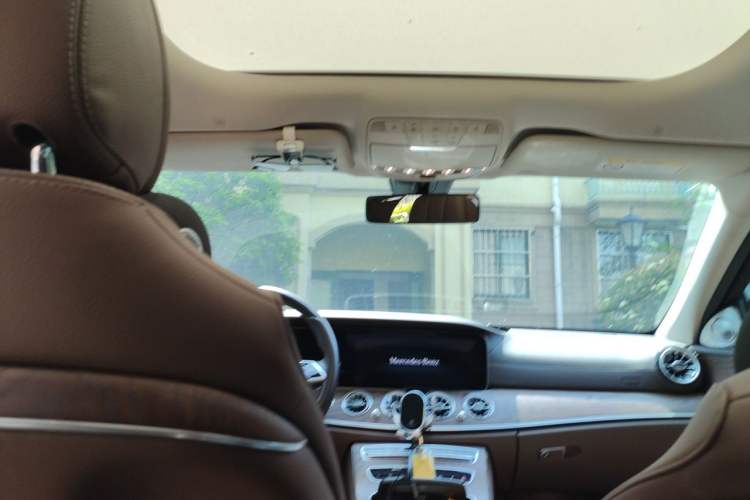 Used Mercedes-Benz E-Class 2023 E 300 L Luxury Model Headliner