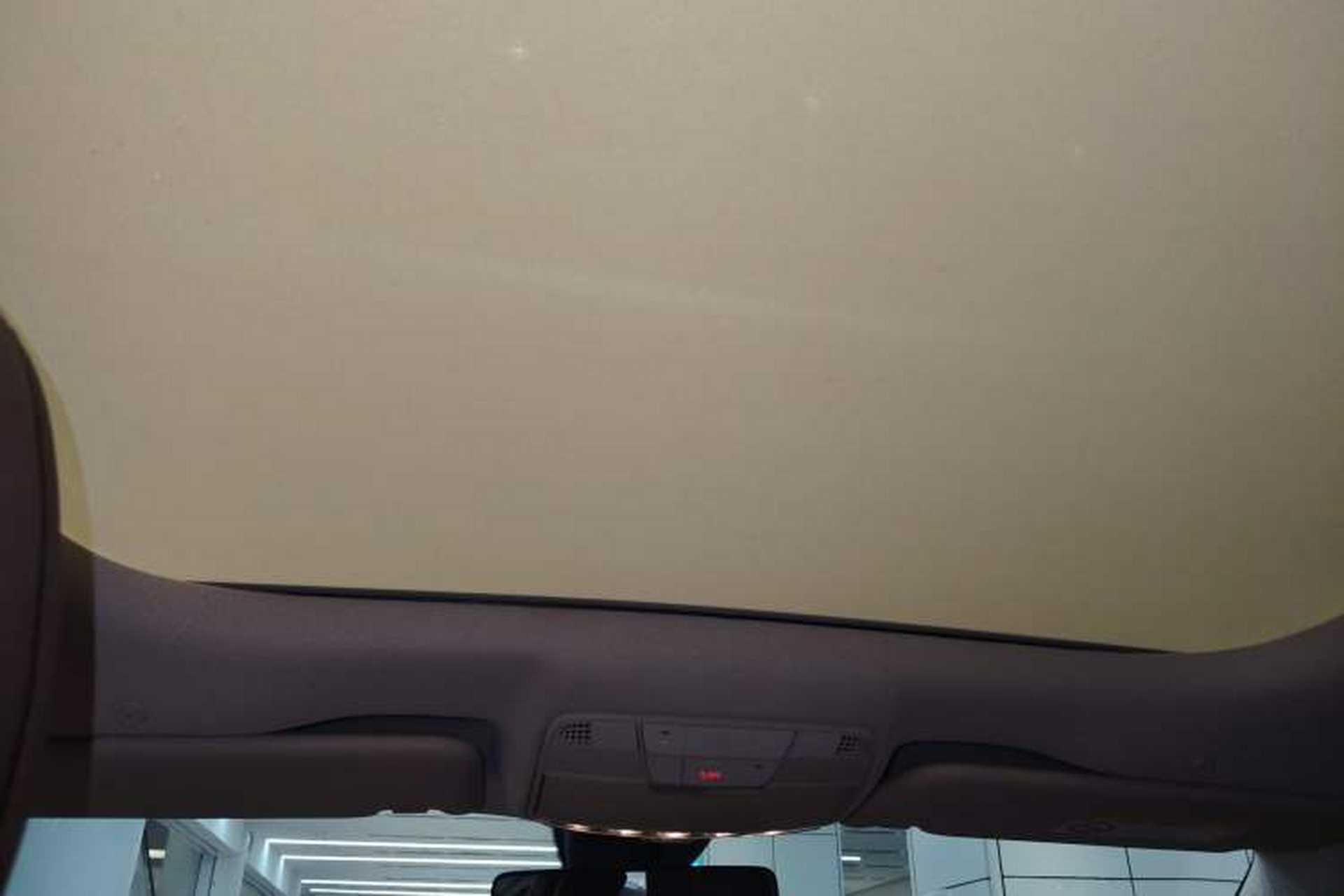 Used Mercedes-Benz E-Class 2023 Updated E 300 L Luxury Edition Headliner