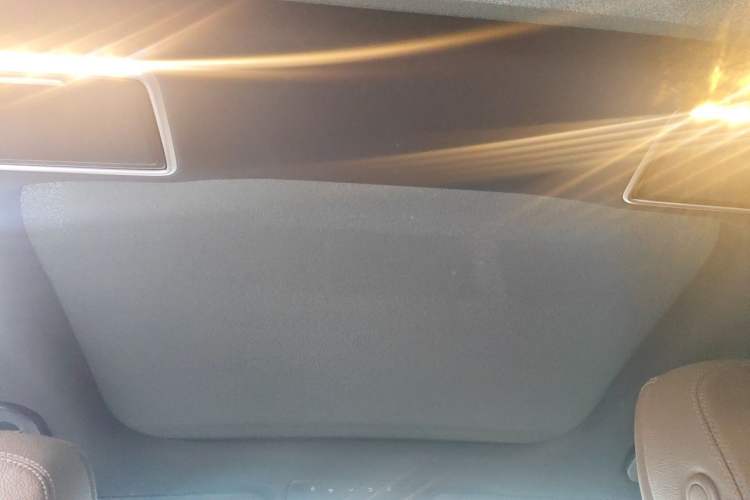 Used Mercedes-Benz E-Class 2023 E 300 L Sport Luxury Edition Headliner
