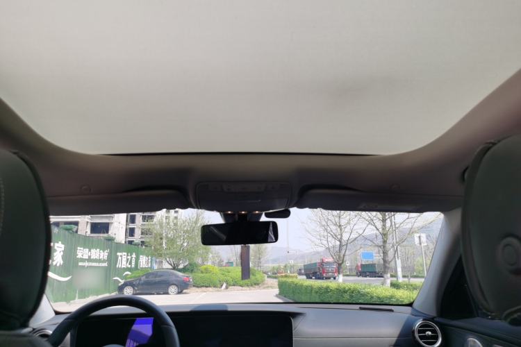 Used Mercedes-Benz E-Class 2023 Updated E 300 L Luxury Edition Headliner